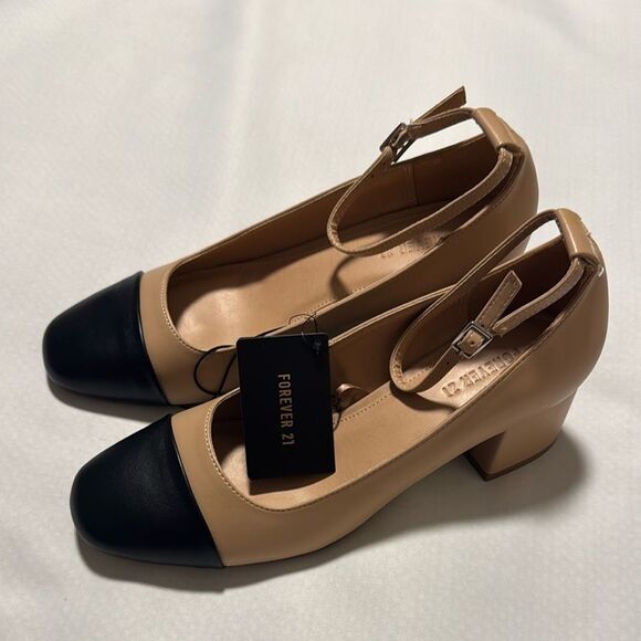 Tan Pumps Womens 8 Block Heels - Picture 1 of 4